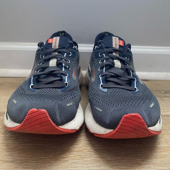 Brooks Adrenaline GTS 22 Sneakers - Picture 2 of 12